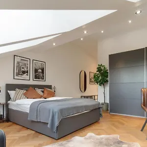 Apartament Designer Apartments, 2 Min To U1 Reumannplatz, Viena