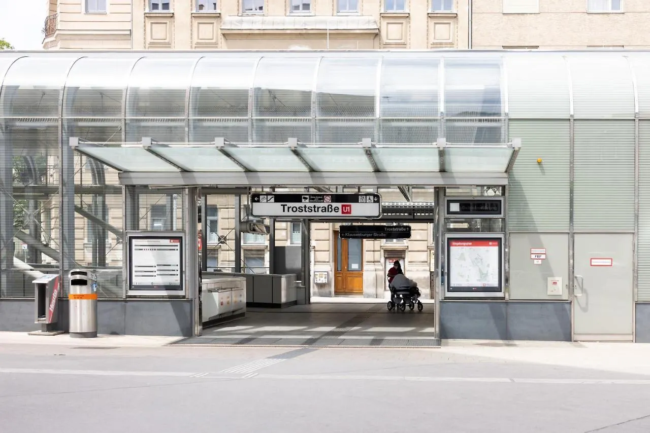 Yeshello Central Station Studio Vienna Austria